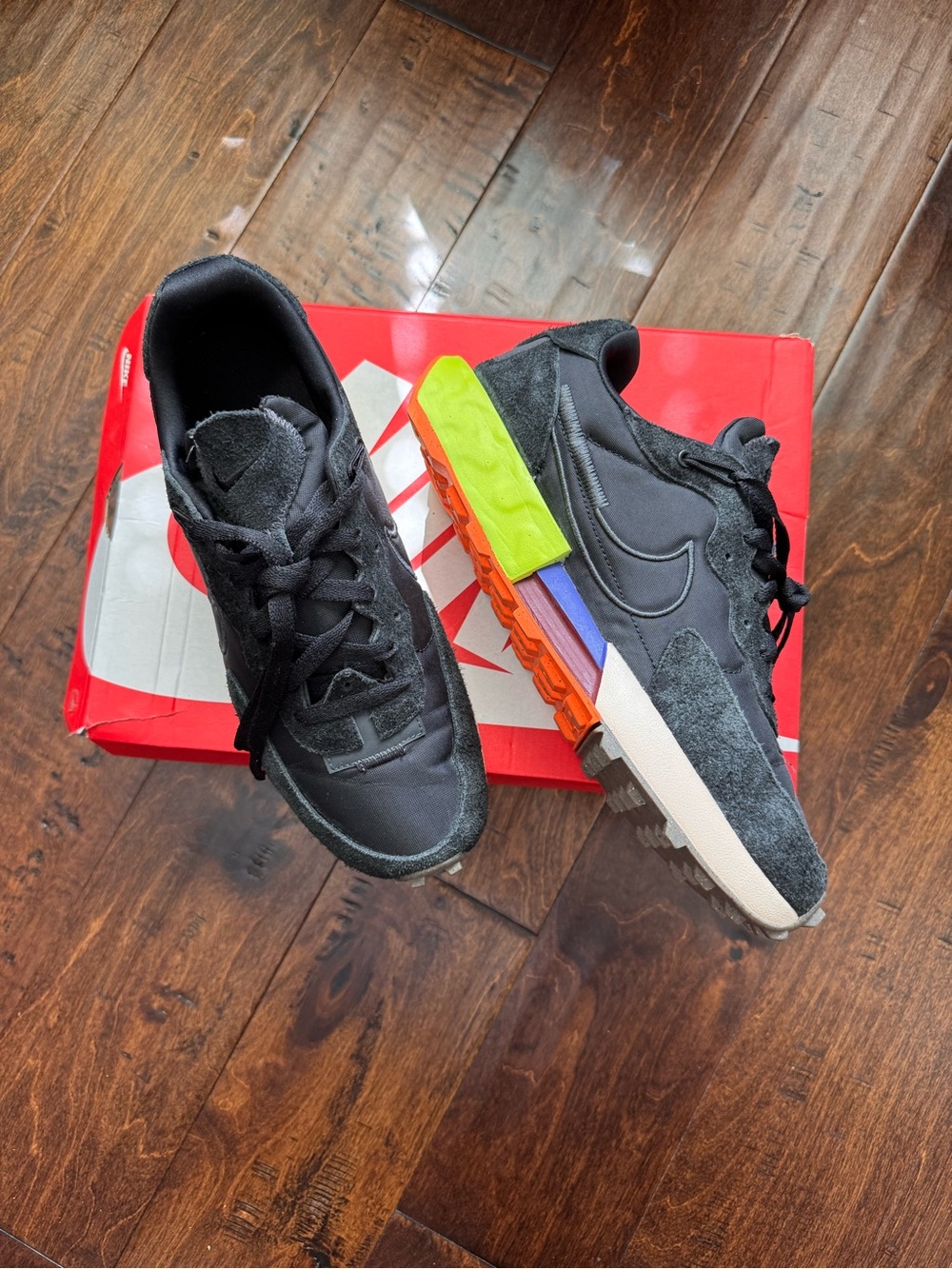 Nike Fontanka Waffle Sneakers with Multi-Color Accents 9.5